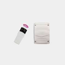 Central radio con mando a distancia